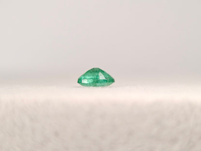 EM-34　エメラルド(ザンビア産)　0.32ct