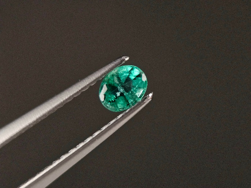 EM-35　エメラルド(ザンビア産)　0.28ct