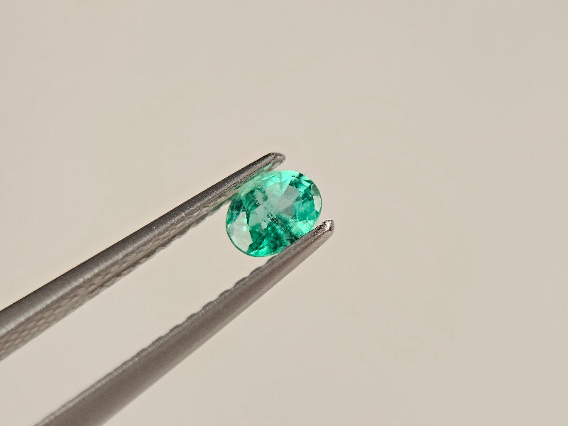 EM-35　エメラルド(ザンビア産)　0.28ct