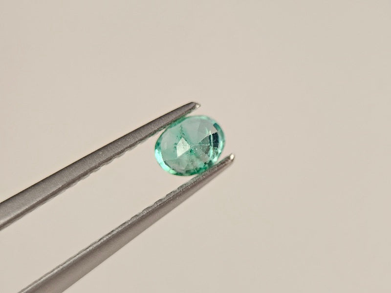 EM-35　エメラルド(ザンビア産)　0.28ct