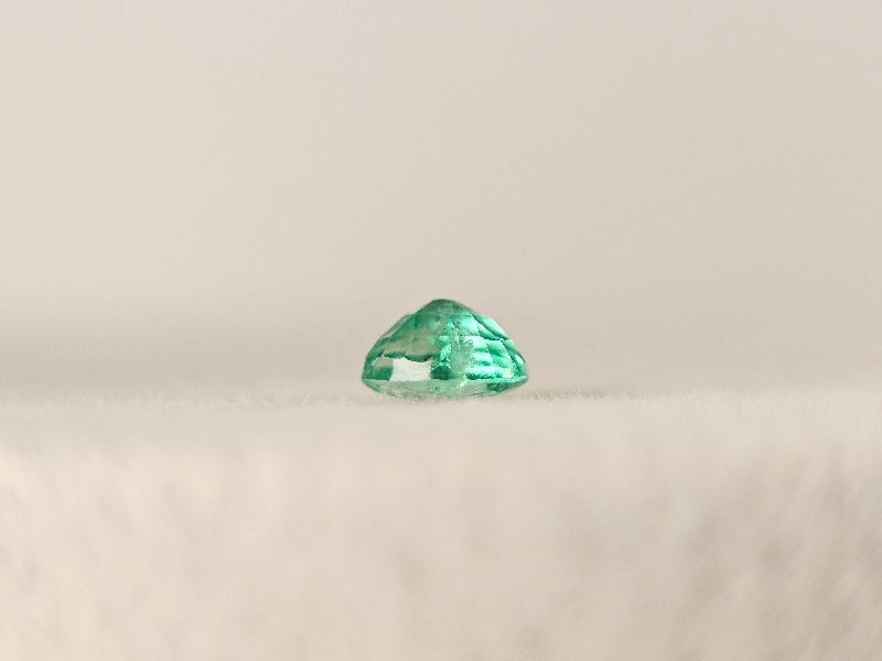 EM-35　エメラルド(ザンビア産)　0.28ct