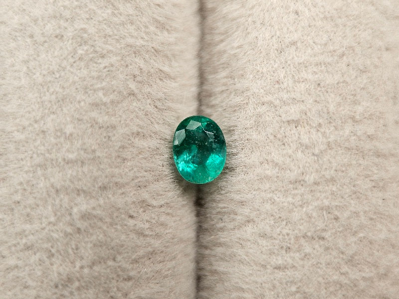 EM-40　エメラルド(ザンビア産)　0.25ct