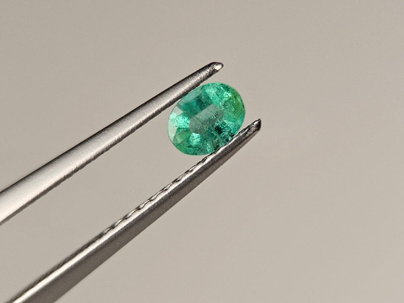 EM-44　エメラルド(ザンビア産)　0.23ct