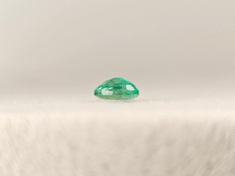 EM-45　エメラルド(ザンビア産)　0.23ct