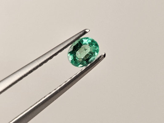 EM-46　エメラルド(ザンビア産)　0.23ct