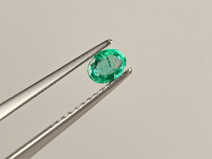 EM-47　エメラルド(ザンビア産)　0.23ct