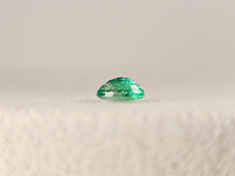 EM-47　エメラルド(ザンビア産)　0.23ct
