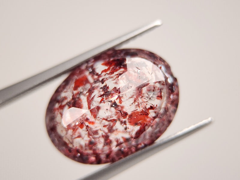 SSV-4　スーパーセブン（※欠けあり）　6.68ct