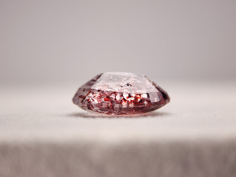 SSV-5　スーパーセブン（※欠けあり）　3.42ct