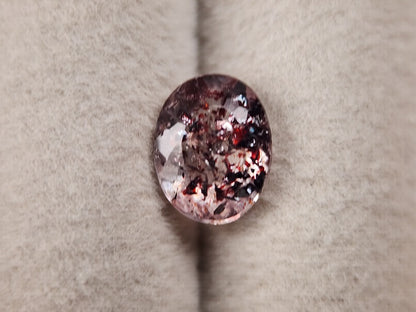 SSV-6　スーパーセブン（※欠けあり）　1.73ct