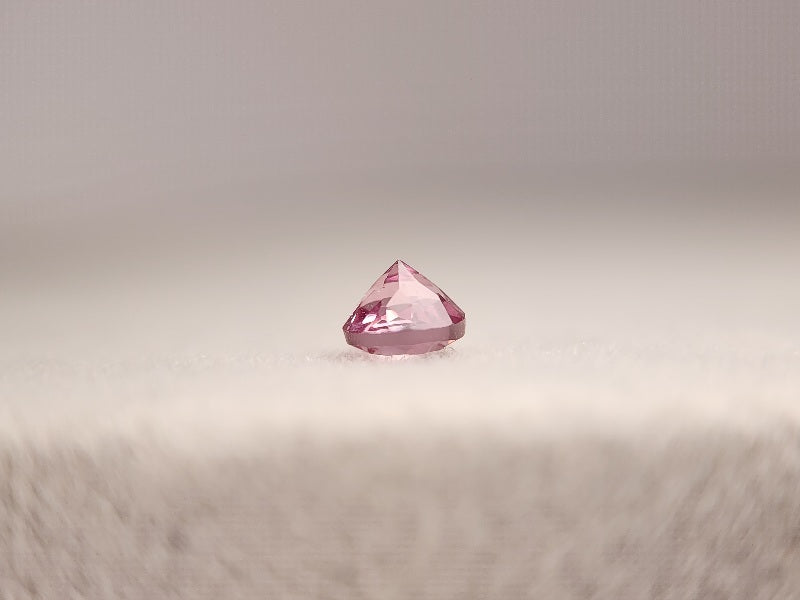 MYGA-17　マラヤガーネット　0.26ct