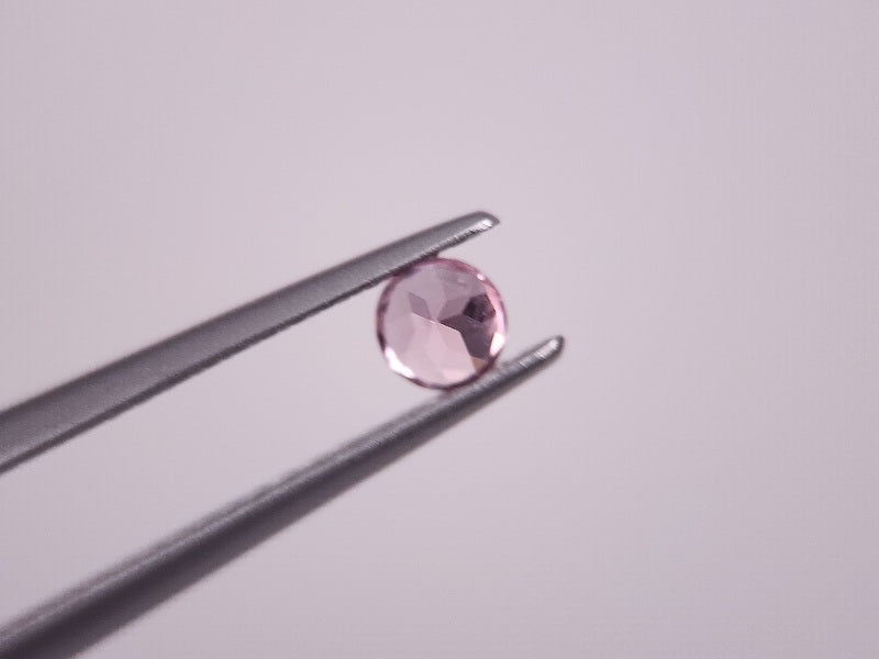 MYGA-18　マラヤガーネット　0.26ct