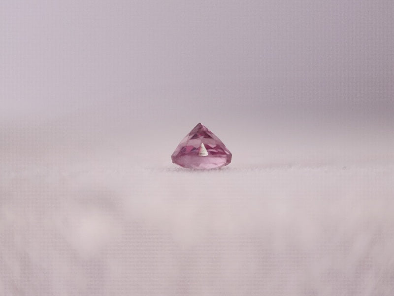 MYGA-18　マラヤガーネット　0.26ct