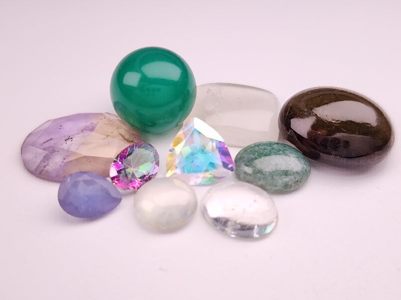 Wkar-228　訳あり東洋ルース　30.69ct