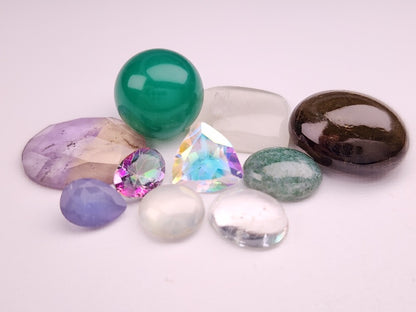 Wkar-228　訳あり東洋ルース　30.69ct