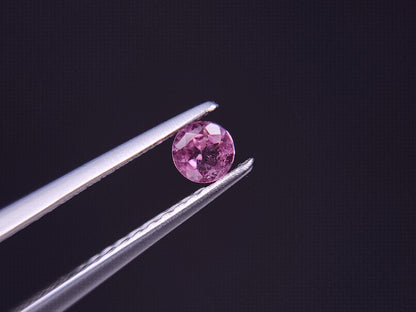 MYGA-25　マラヤガーネット　0.18ct