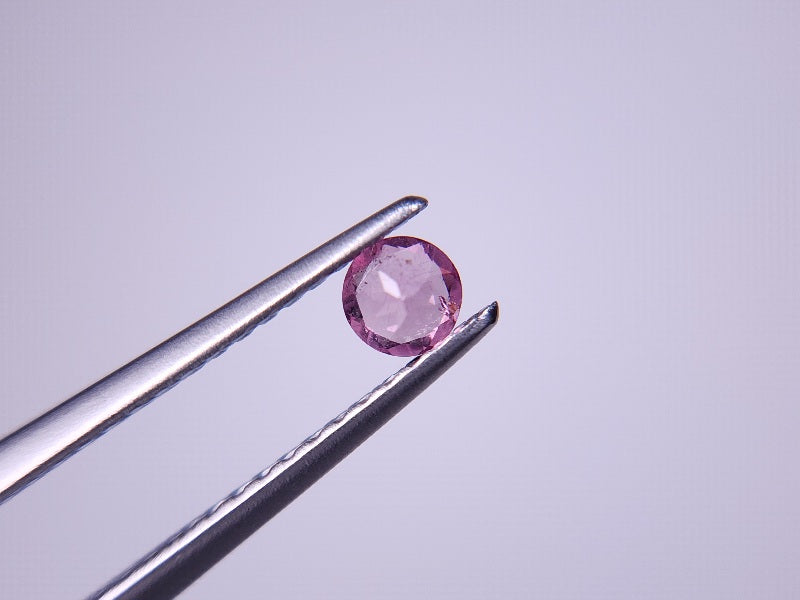 MYGA-25　マラヤガーネット　0.18ct