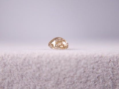 0015-5-11　ダイヤモンド(カボション)　0.39ct
