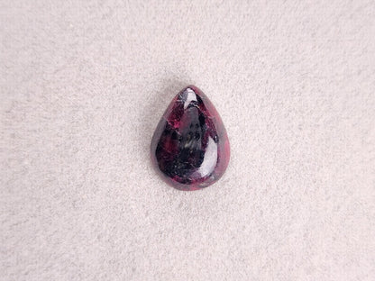 EUD-8　ユーディアライト　5.68ct