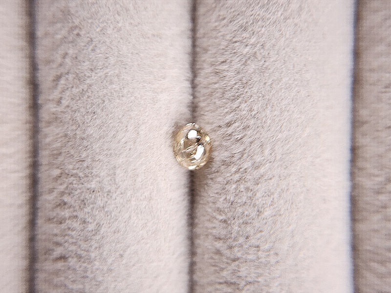 0015-5-11　ダイヤモンド(カボション)　0.39ct