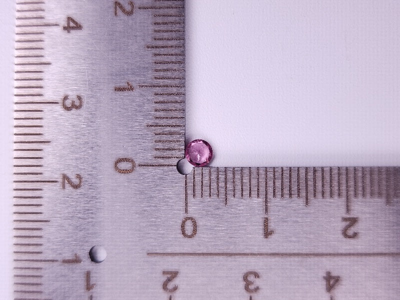MYGA-25　マラヤガーネット　0.18ct