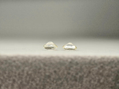 SET2-yeAP-49　イエローアパタイト2石セット　計0.36ct