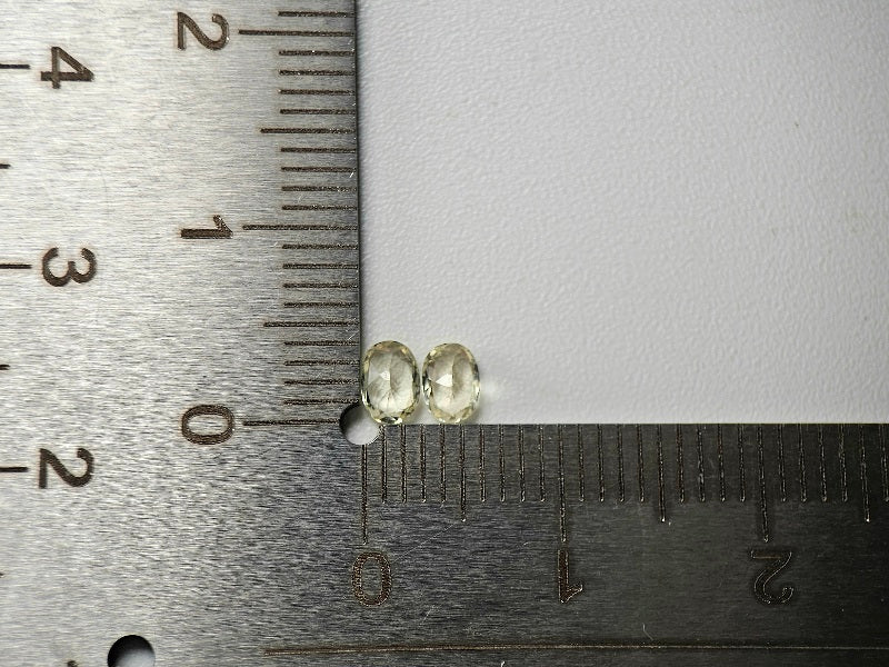 SET2-yeAP-50　イエローアパタイト2石セット　計0.41ct