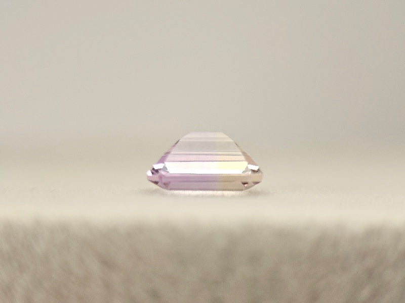 AMT-43　アメトリン　0.94ct
