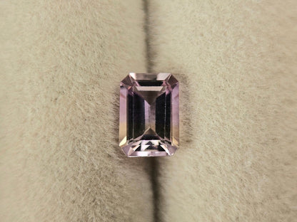 AMT-43　アメトリン　0.94ct