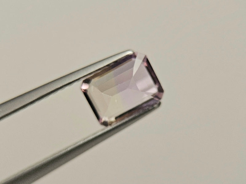 AMT-44　アメトリン　0.94ct