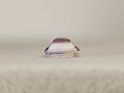 AMT-44　アメトリン　0.94ct