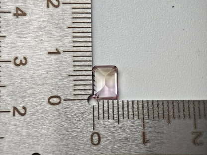 AMT-45　アメトリン　0.93ct