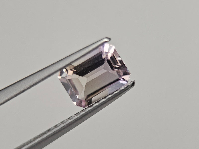 AMT-47　アメトリン　0.84ct