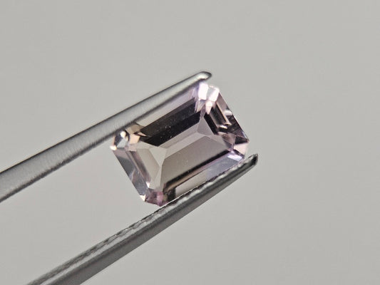 AMT-47　アメトリン　0.84ct