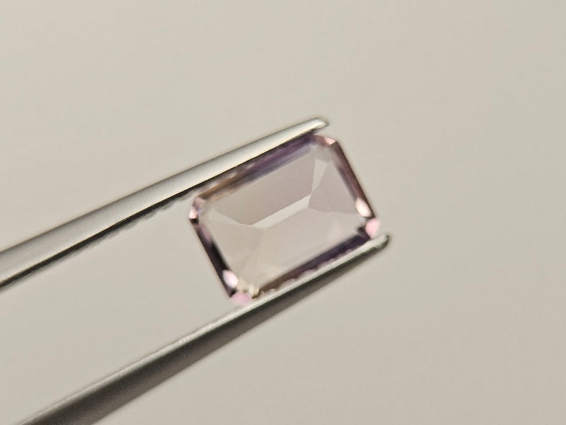 AMT-47　アメトリン　0.84ct