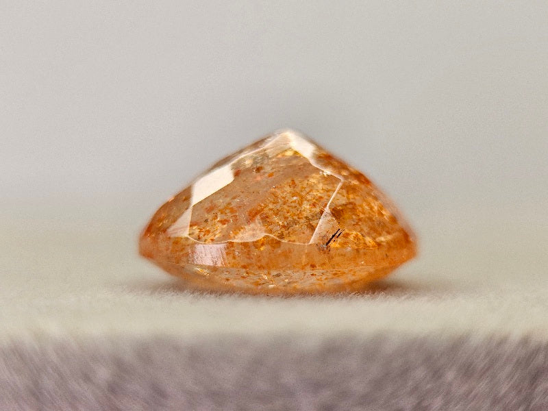 SUN-53　サンストーン　4.74ct