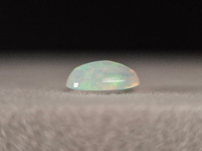 OP-59　オパール   0.99ct