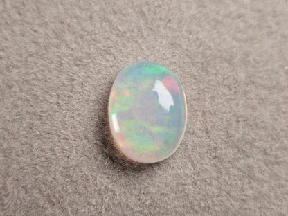 OP-60　オパール   0.98ct