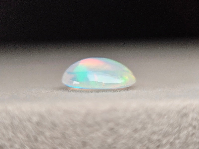 OP-61　オパール   0.98ct