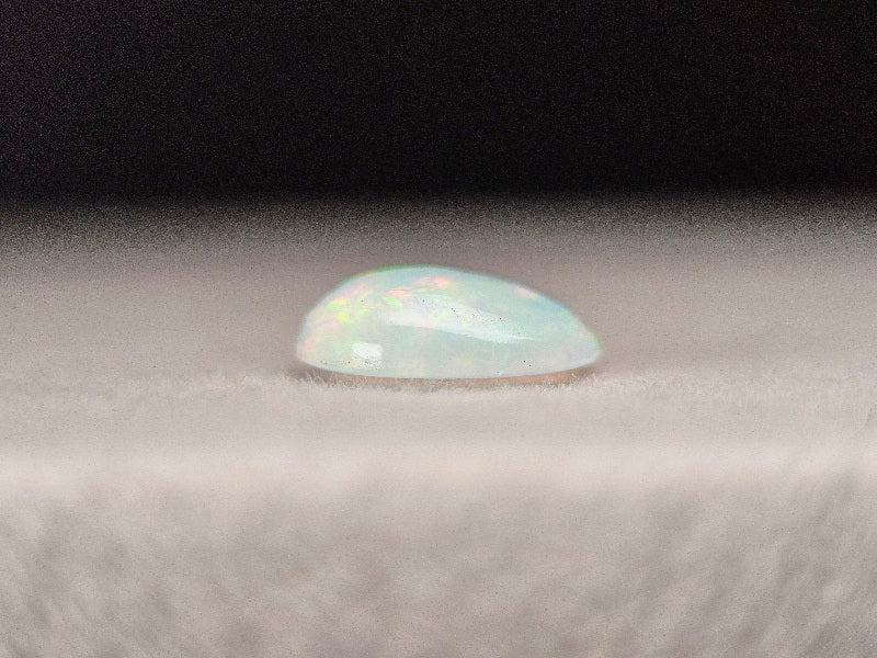 OP-62　オパール   0.84ct