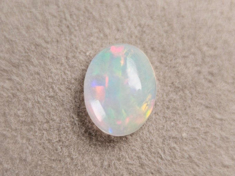 OP-62　オパール   0.84ct