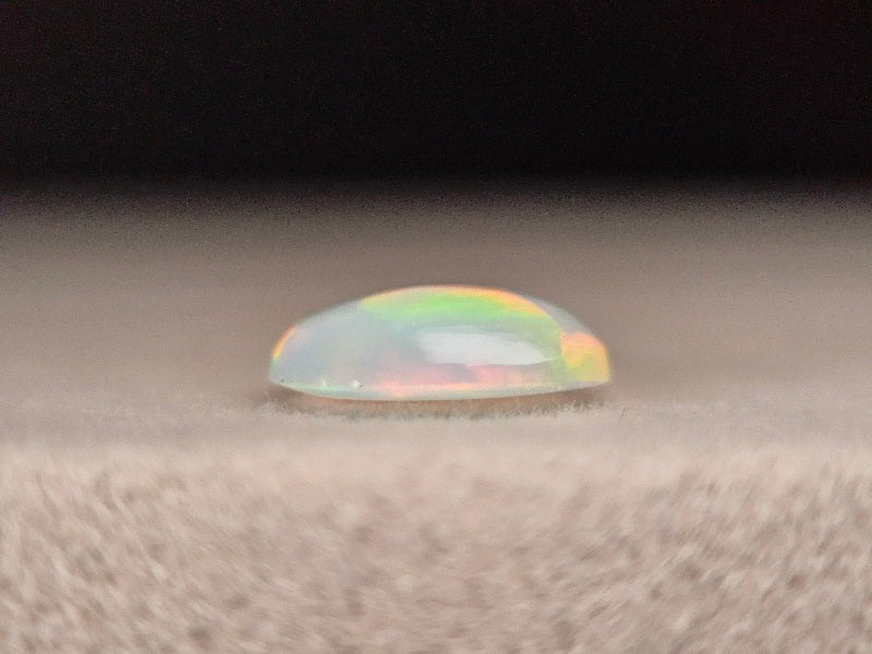 OP-63　オパール   0.79ct