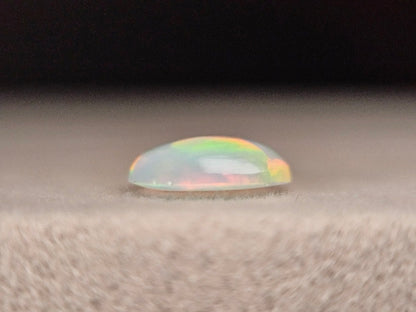 OP-63　オパール   0.79ct