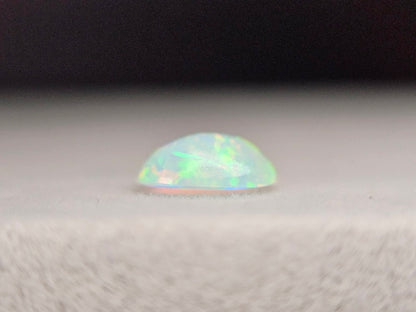 OP-65　オパール   0.74ct