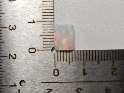 OP-129　オパール　1.61ct