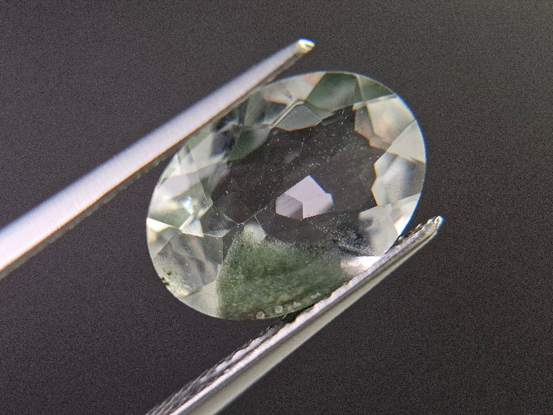 gPHQ-6　グリーンファントムクォーツ　2.57ct