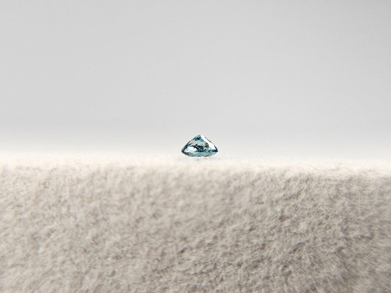 SAPH-3　サファリン　0.04ct