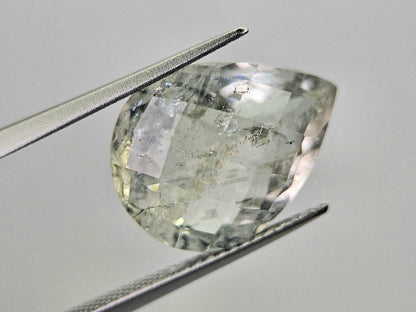 ALB-1　アルバイト　8.09ct