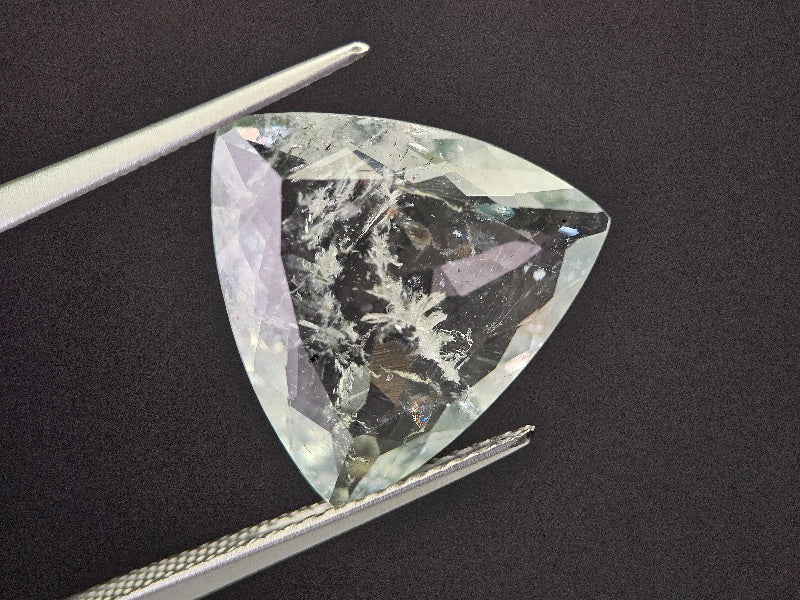 ALB-4　アルバイト　6.65ct