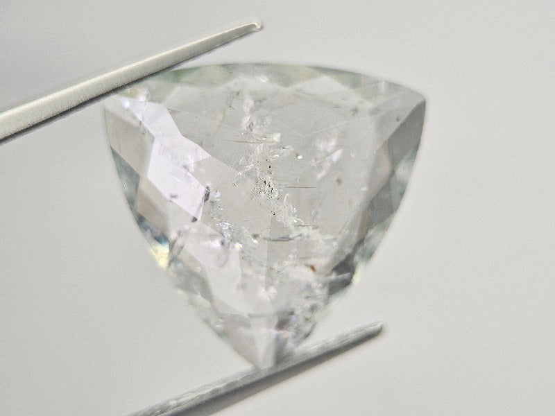 ALB-4　アルバイト　6.65ct
